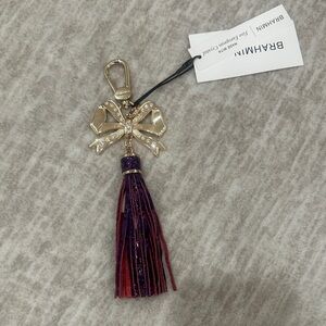 ✨💎BNWT💎✨ BRAHMIN BOW TASSEL BAG CHARM MADE WITH FINE EUROPEAN CRYSTALS!